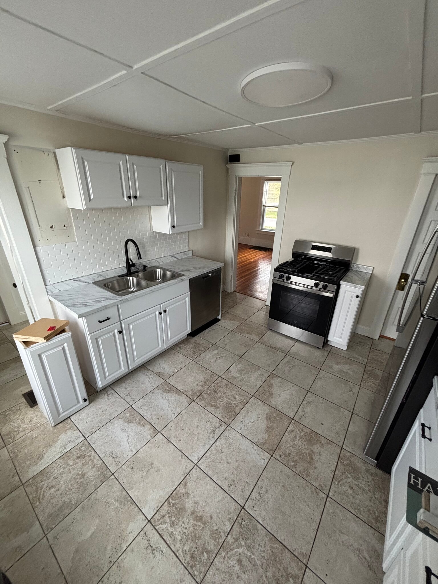 Building Photo - 87 Highland Ave