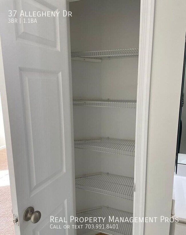 Building Photo - 37 Allegheny Dr