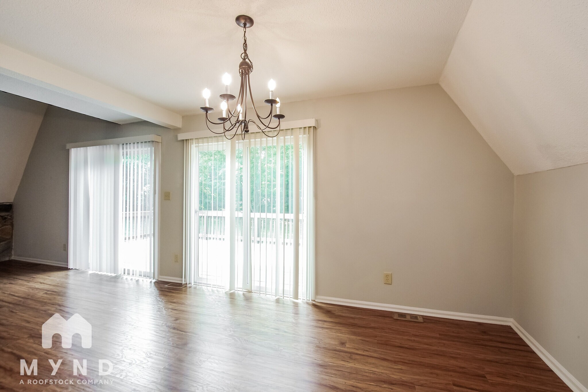 Building Photo - 12208 Rock Canyon Dr