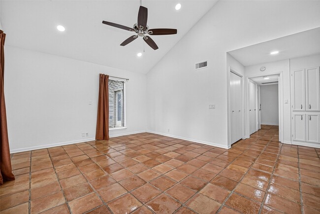 Building Photo - 1344 Chardonnay Dr