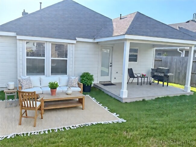 Building Photo - 7534 Coral Ter Dr