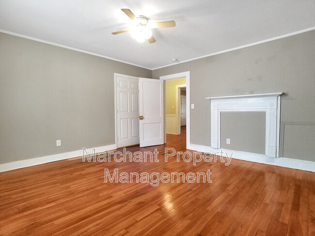 Building Photo - 522 Perry Ave