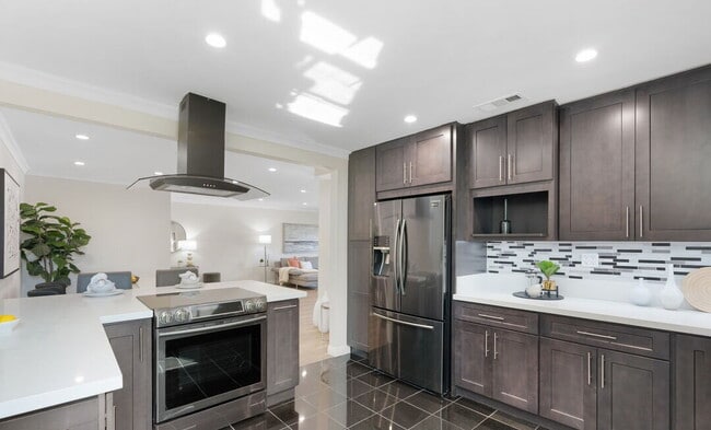 Building Photo - 1144 Lydig Ave