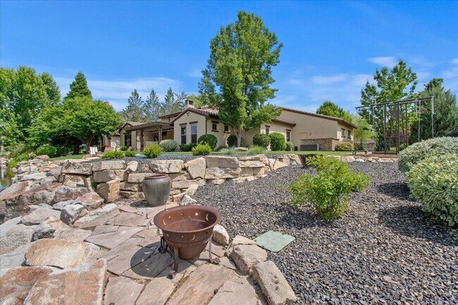 Building Photo - Resort Living in Desirable Eagle Idaho