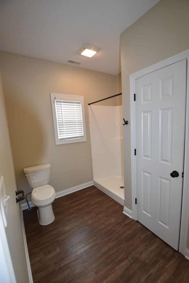 Building Photo - Harrison 315-319