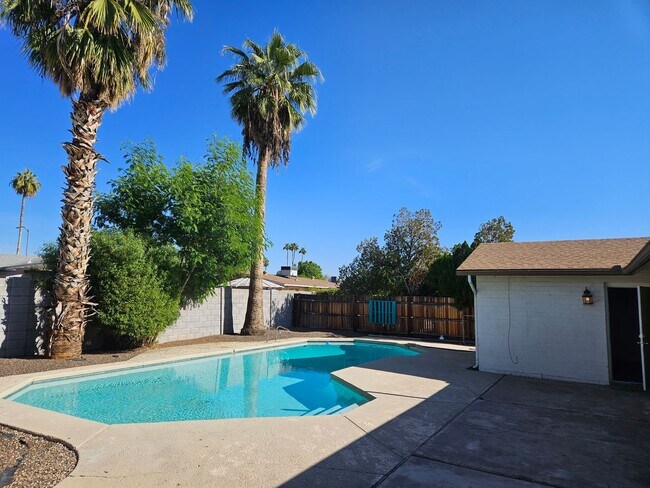 Building Photo - Updated 4BR Home | Pool + 2 Car Garage | Single Level