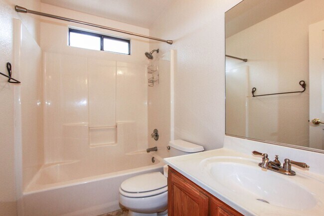 Building Photo - 3584 N Etheridge Dr