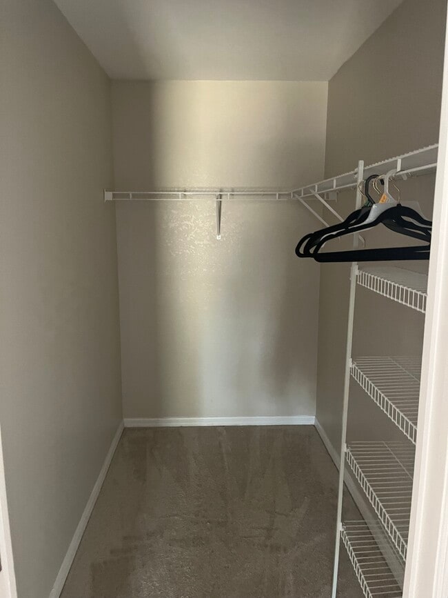 Building Photo - 1534 Mincey Terrace