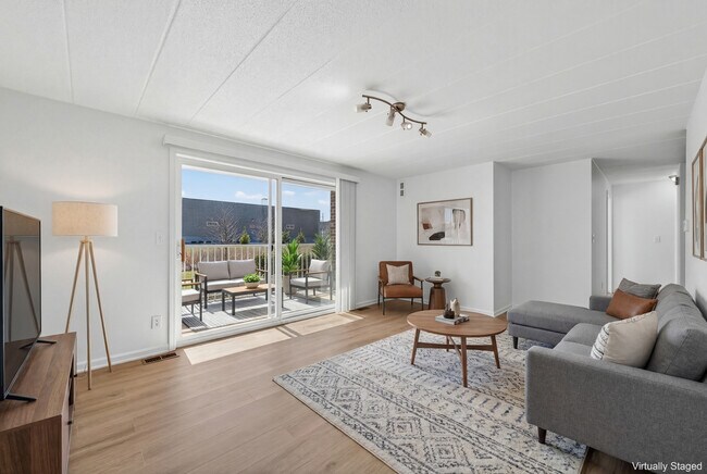 Building Photo - 1108 Mercury Dr