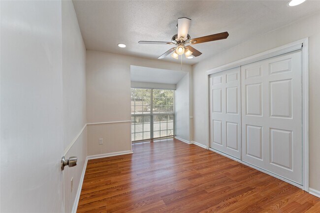 Building Photo - 12633 Memorial Dr