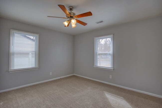 Building Photo - 2902 Princeton Ave