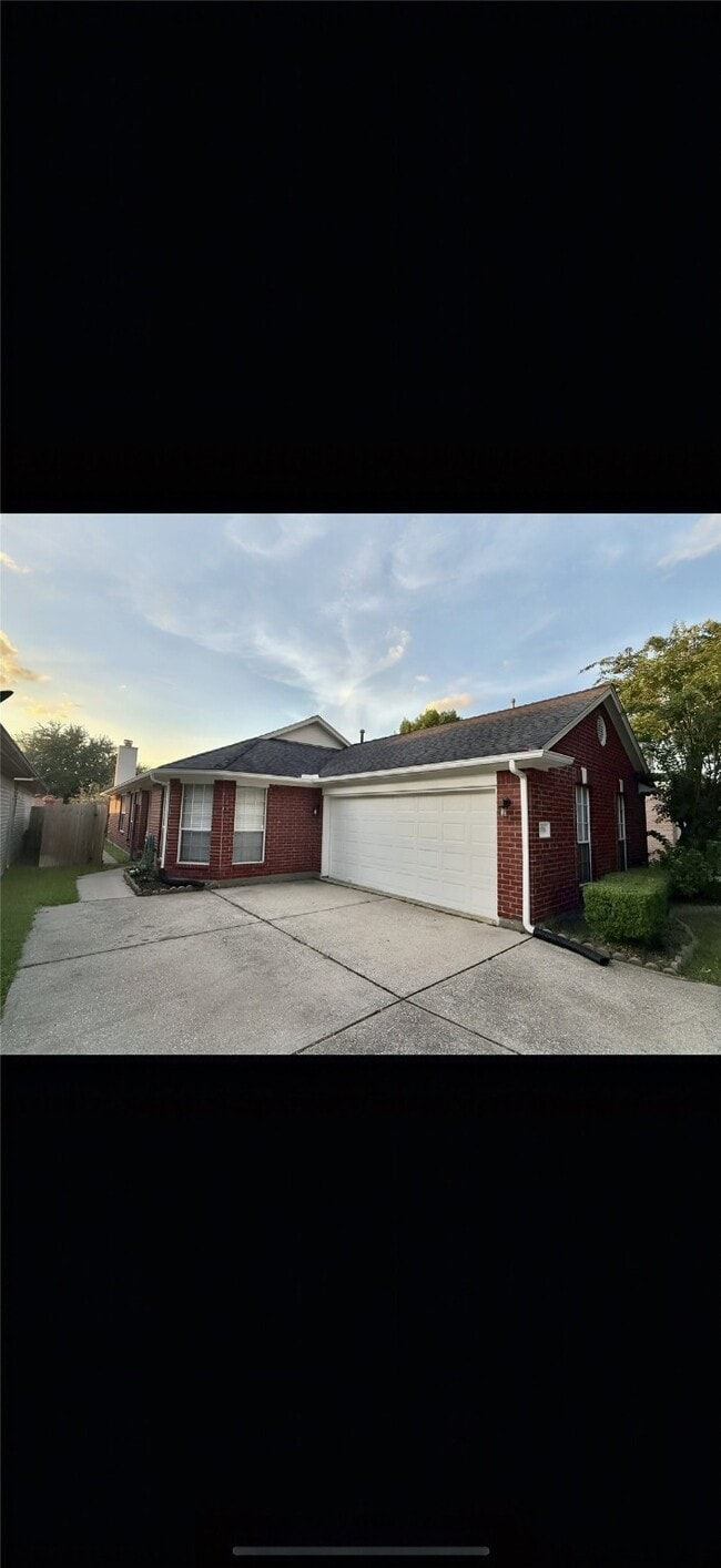 Building Photo - 11906 Oakner Dr