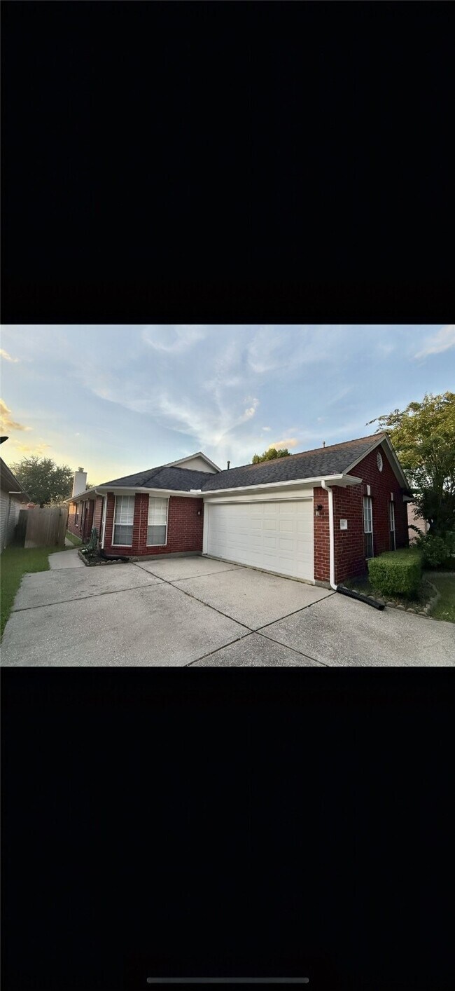 Primary Photo - 11906 Oakner Dr