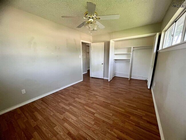 Building Photo - 3003 Blanton St