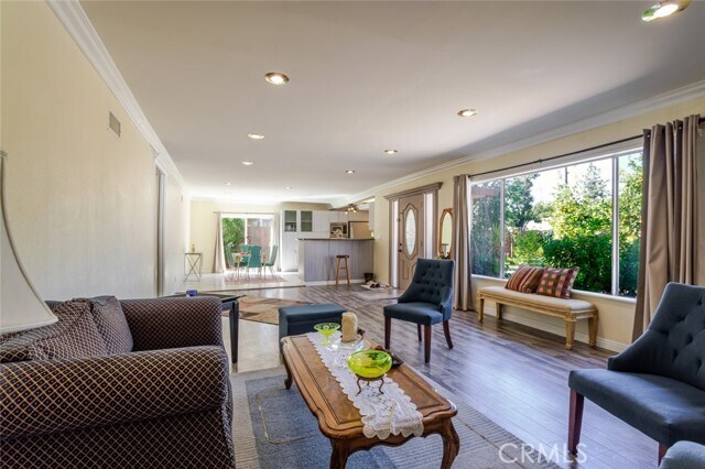 Building Photo - 19026 Keswick St