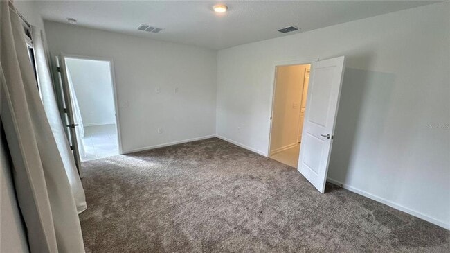 Building Photo - 2737 Armstrong Ave
