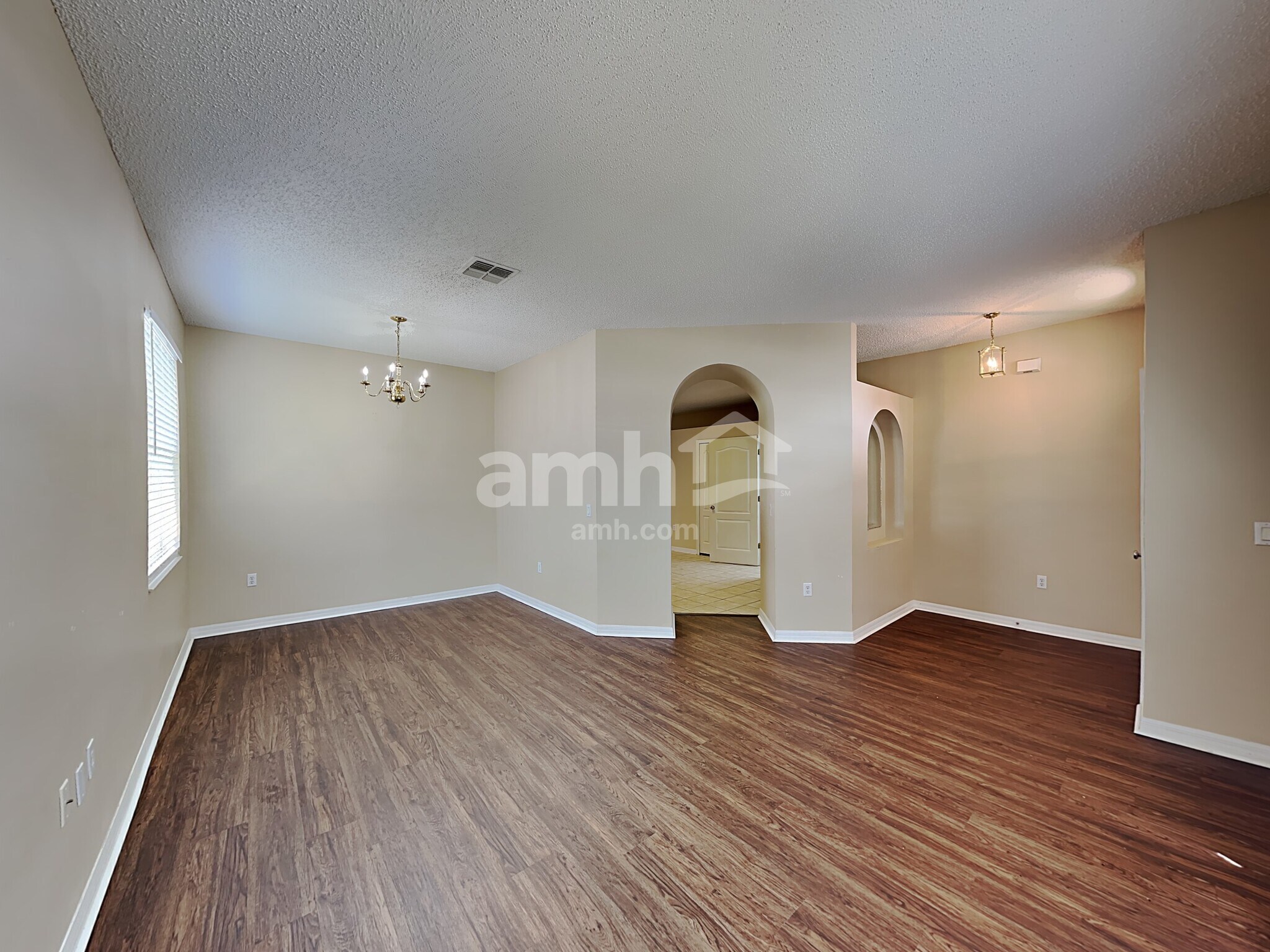 Building Photo - 9955 Shadow Creek Dr