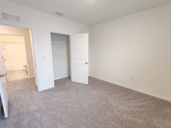 Building Photo - 32614 Canyonlands Dr