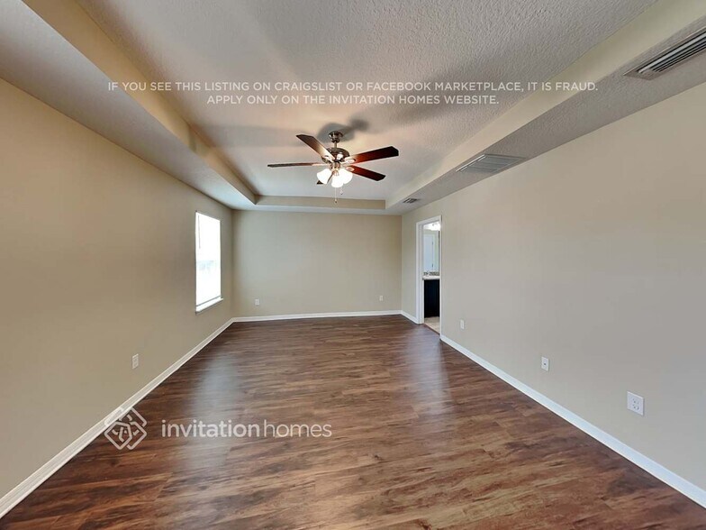 Building Photo - 11618 Warren Oaks Pl