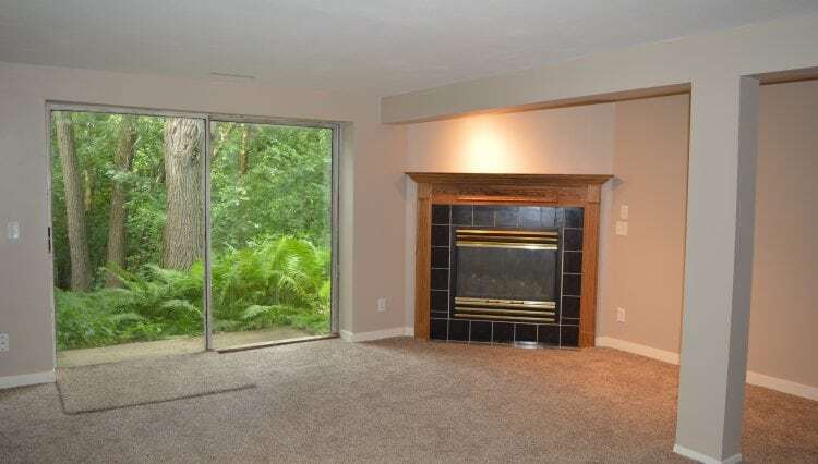 Building Photo - 2702 Homestead Rd