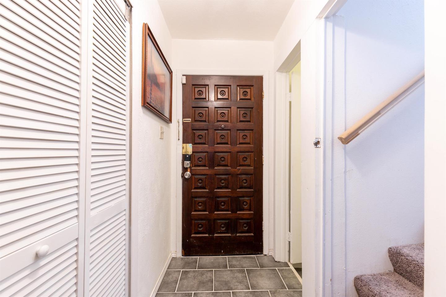 Building Photo - 3105 Selfridge Dr