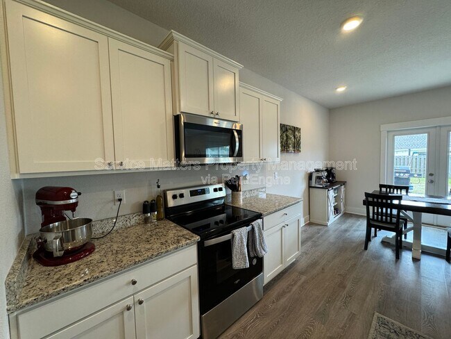 Building Photo - 5772 Danbury Blvd