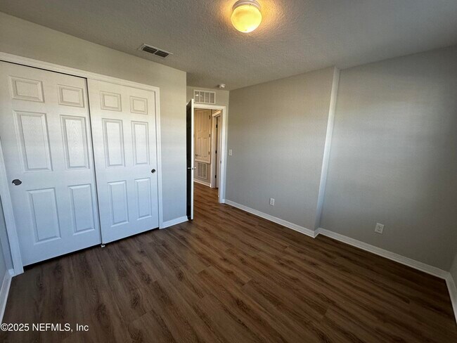 Building Photo - 7010 Butterfly Ct