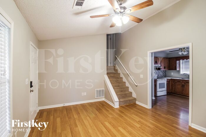 Building Photo - 4131 Warren Rd