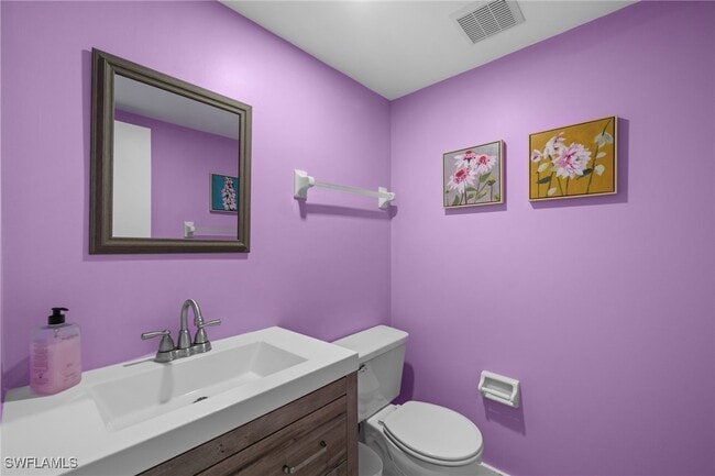 Building Photo - 833 Meadowland Dr