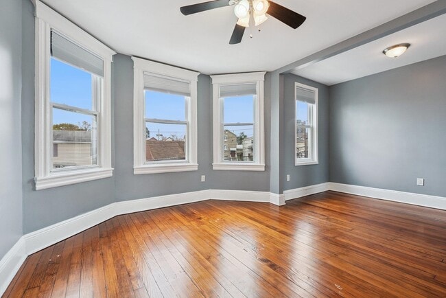 Primary Photo - 41 E 48th St