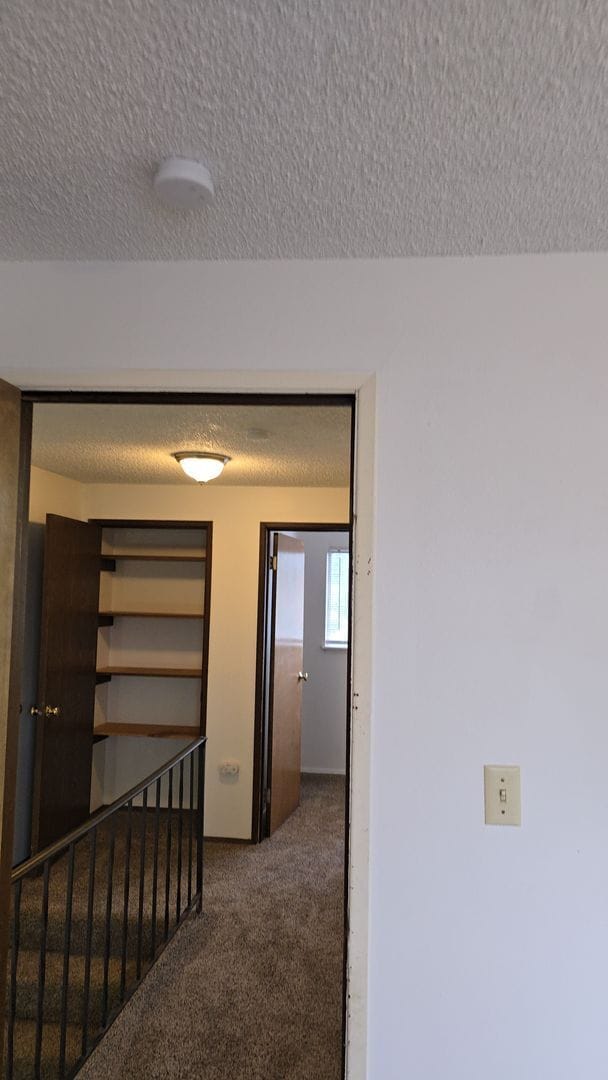 Building Photo - 2 Bedroom Duplex in Shelton