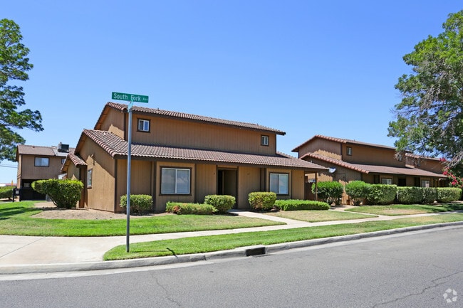 Building Photo - Ridgeview Meadows