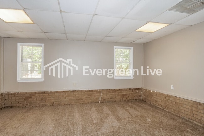 Building Photo - 5343 Cosmos Cove