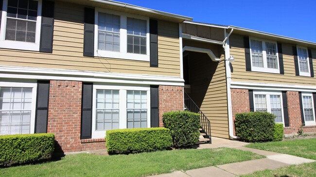 Building Photo - Arbors Of Taylor