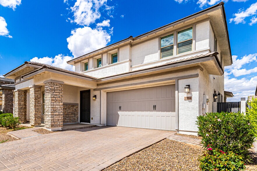 Building Photo - 20954 E Mayberry Rd