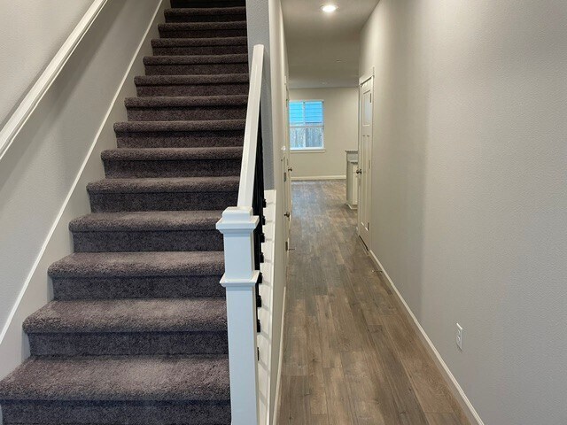Building Photo - 4249 S Waters Edge Way