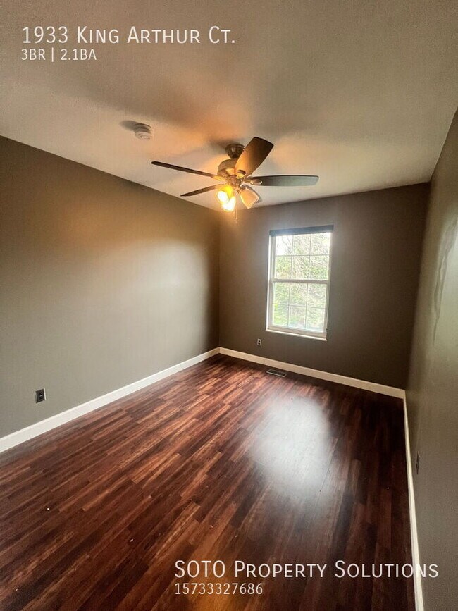 Building Photo - 1933 King Arthur Ct