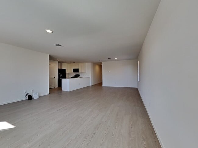 Building Photo - 3712 Los Cabos Dr