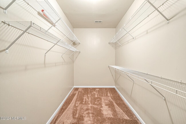 Building Photo - 310 Cedar Island Trail