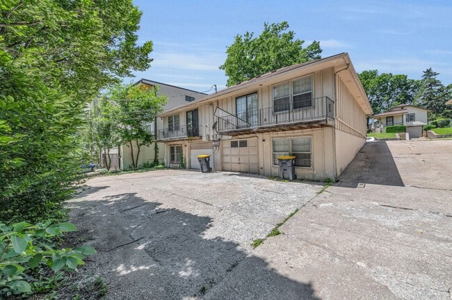 Floorplan - 4723-4725 MERCIER