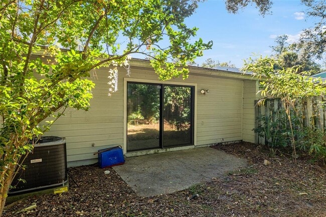 Building Photo - 3057 NW 28th Cir