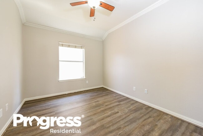 Building Photo - 4845 Bridal Path