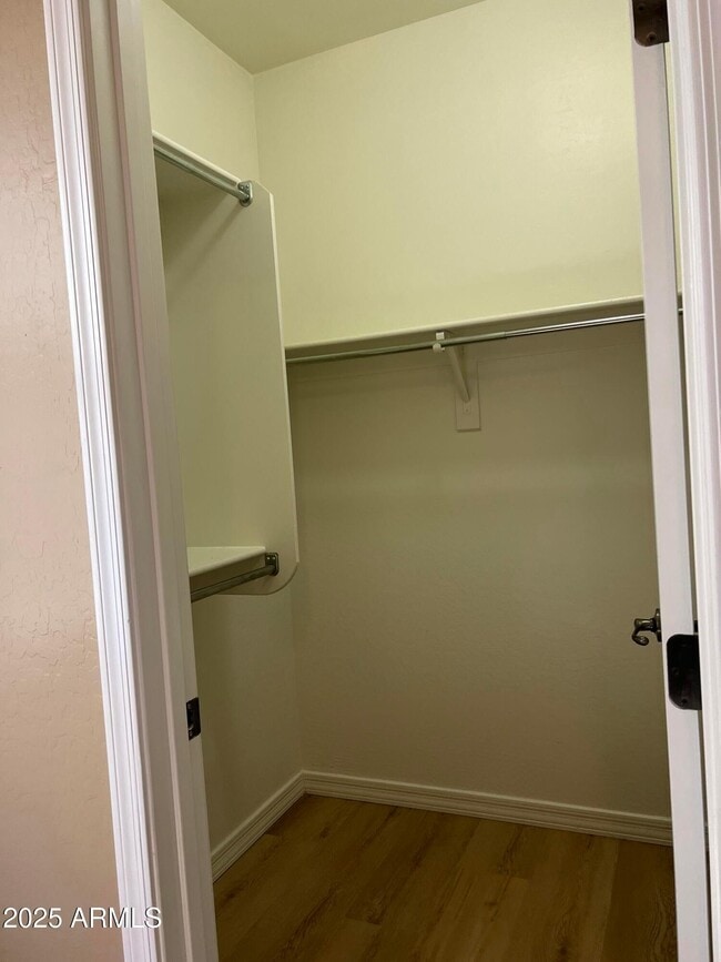 Building Photo - 6734 W Blackstone Ln