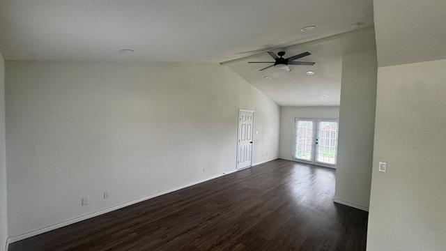 Building Photo - 500 Scarlet Oak St