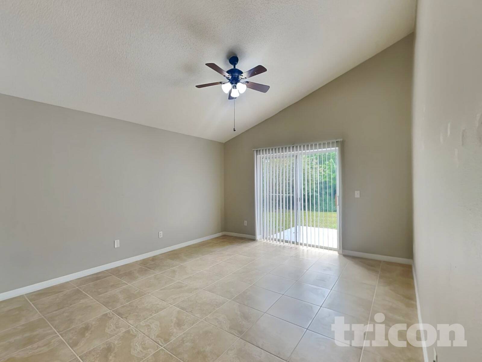 Building Photo - 528 Nevada Loop Rd