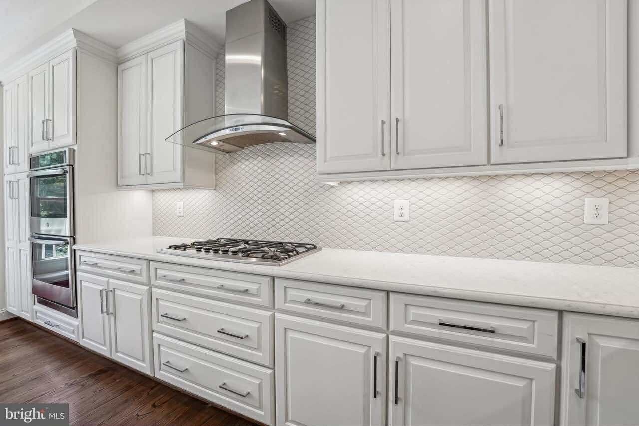 Building Photo - 10669 Yorktown Ct