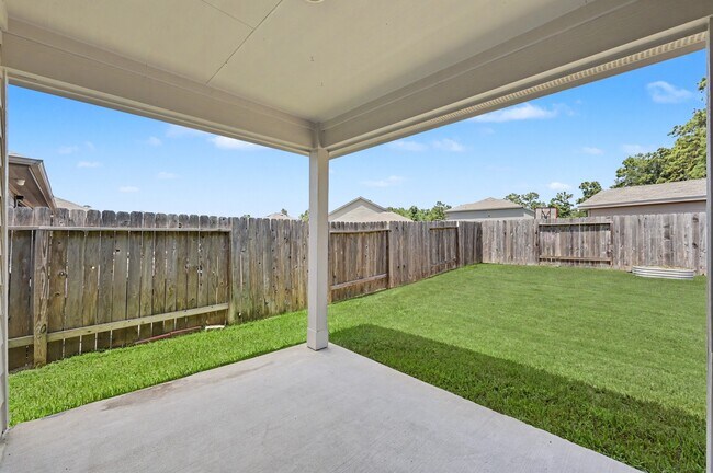 Building Photo - 18287 Woodpecker Trl