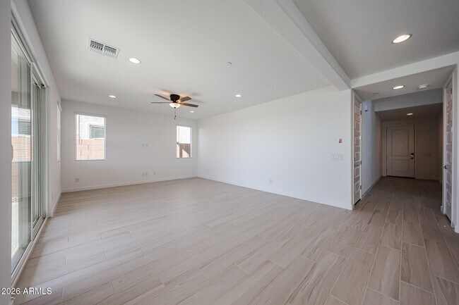 Building Photo - 11941 Calle de Pompas W