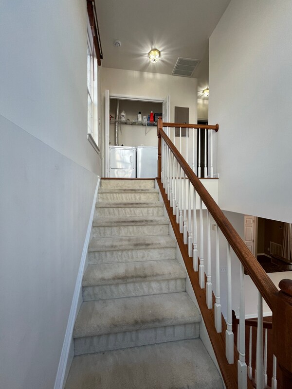 Building Photo - 43935 Hickory Corner Terrace