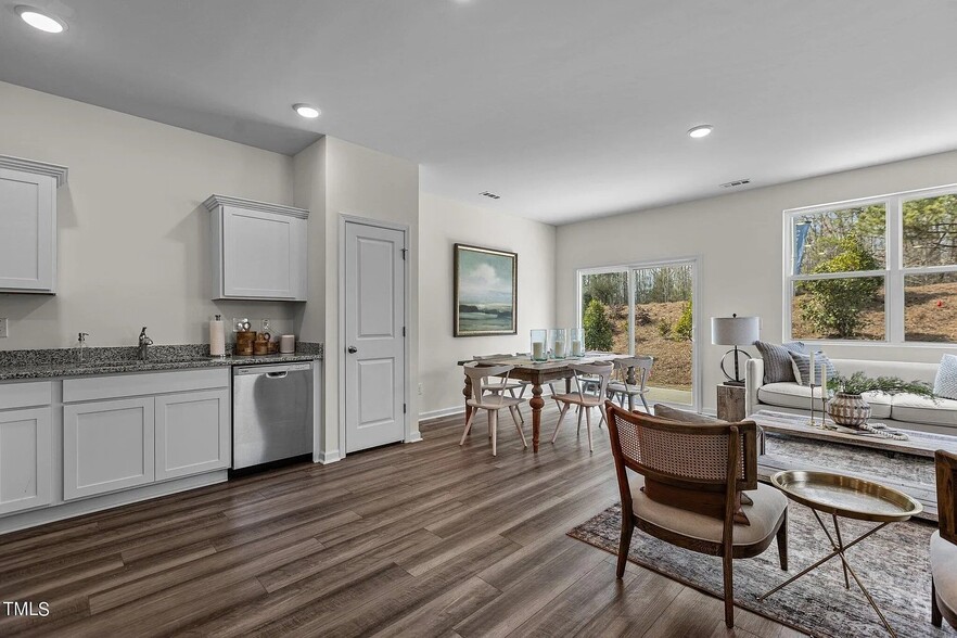 Building Photo - 1110 Dakine Dr